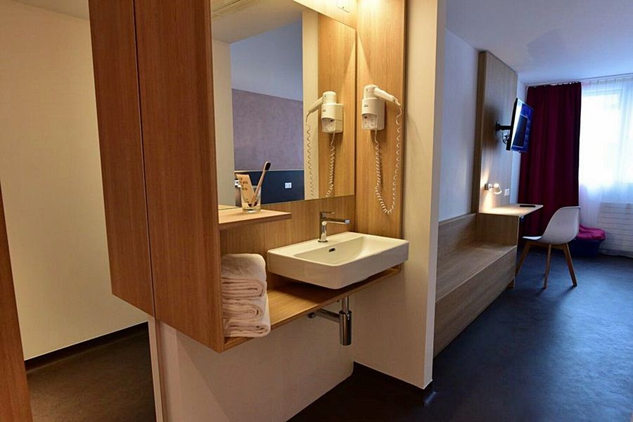 Hotel Swiss Chocolate By Fassbind 3*