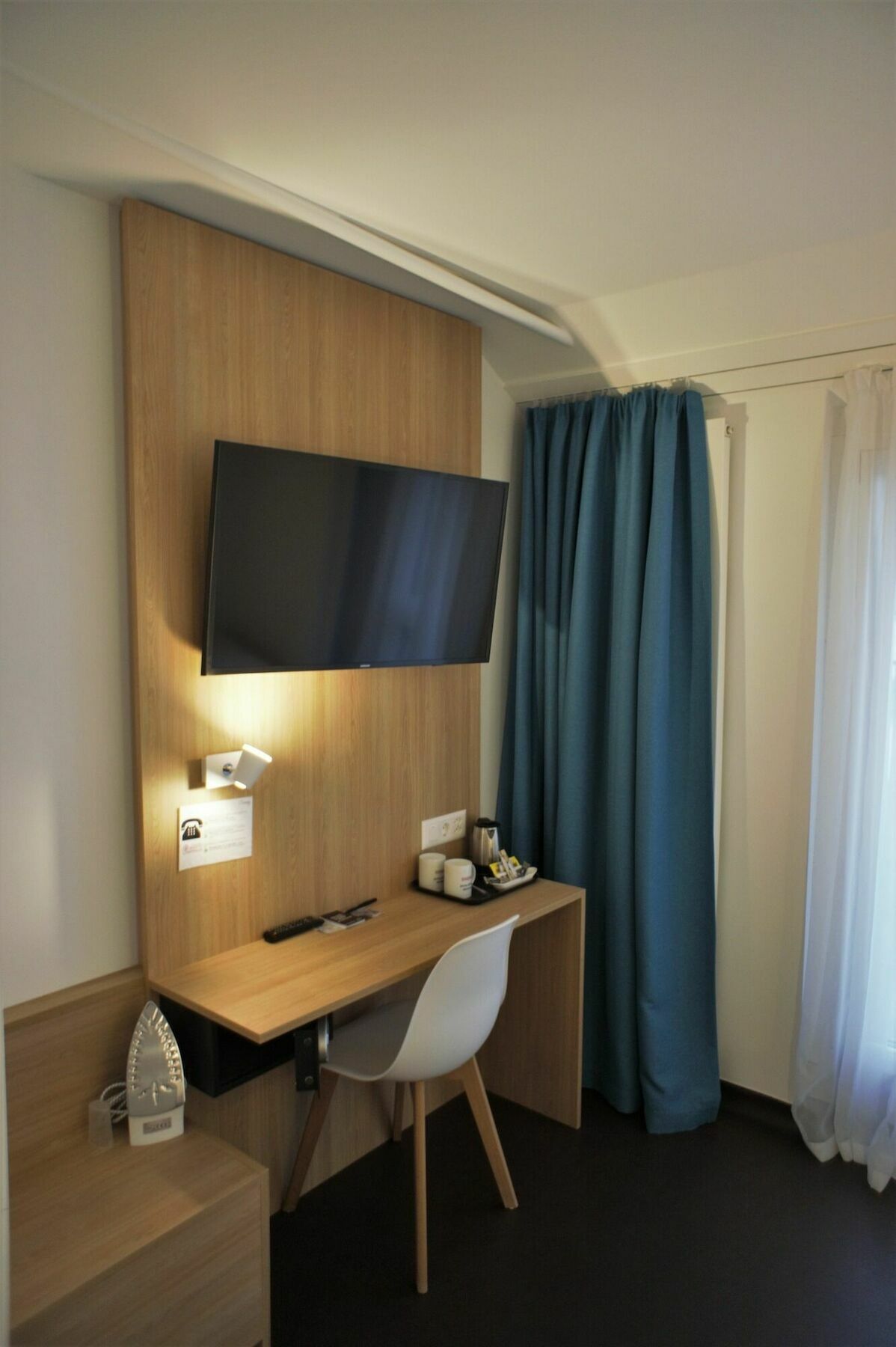 Swiss Chocolate By Fassbind Hotel